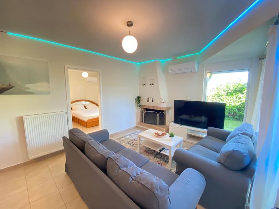 Cozy 2 Room Apartment With Garden Near Athens Air-Port Artemida  Exteriér fotografie